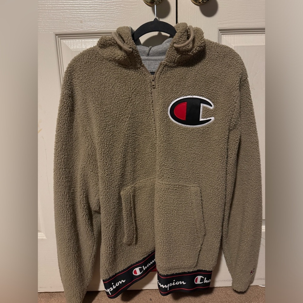 Champion Sherpa Hoodie. Size M